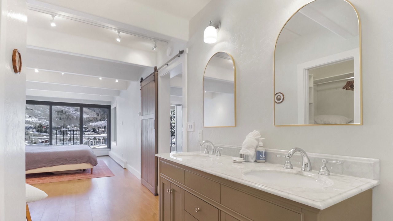Photo of Bathroom in Dillon