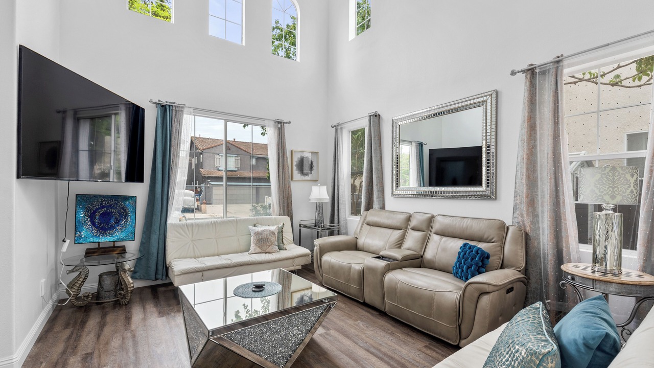 Photo of Livingroom in Oxnard
