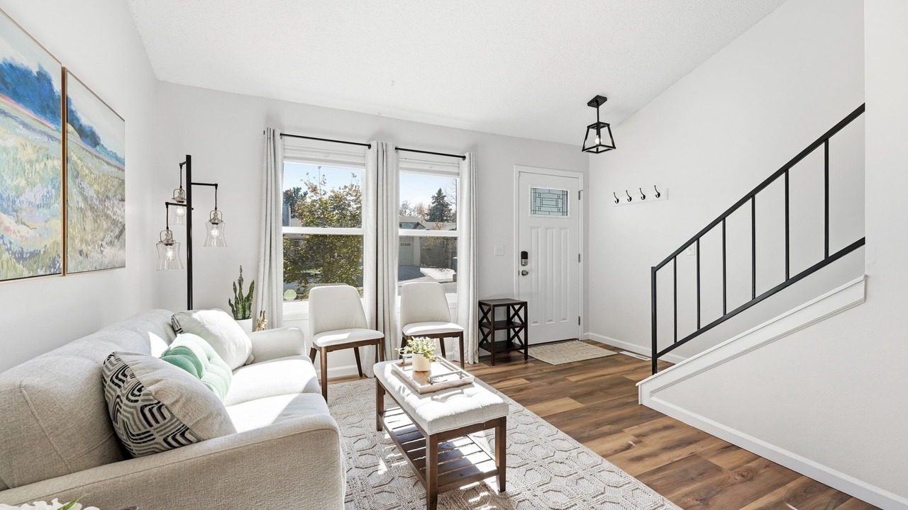 Photo of Livingroom in Morrison