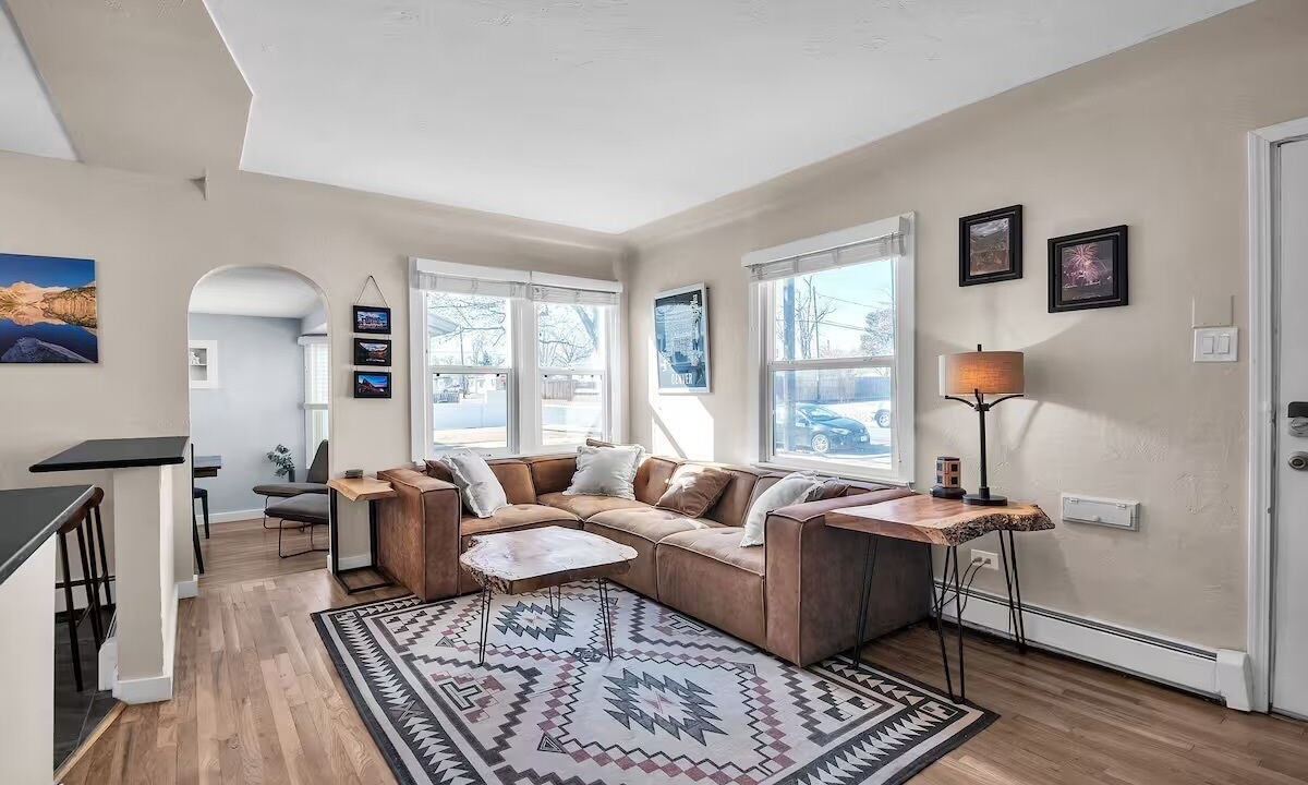 Photo of Livingroom in Sunnyside