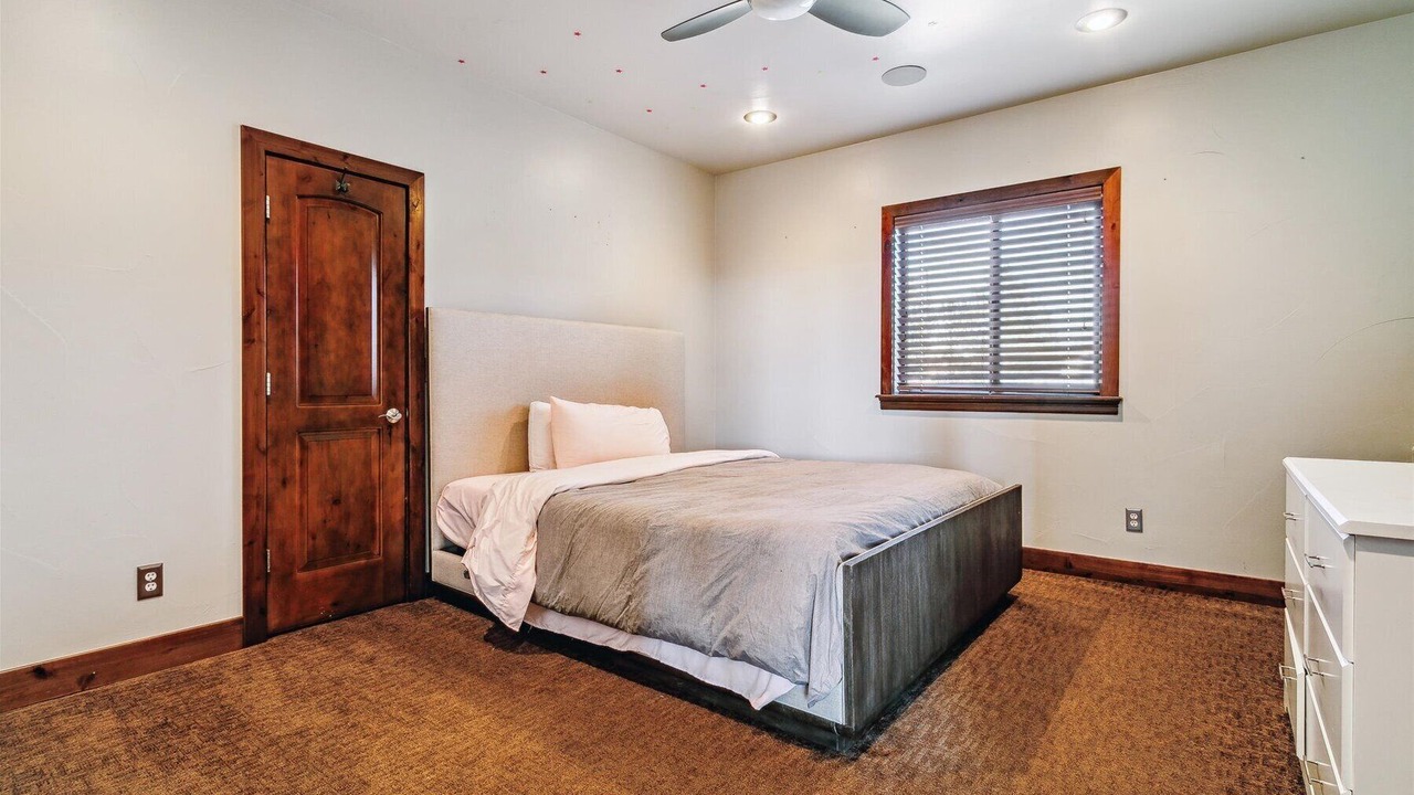 Photo of Bedroom in Foxfield