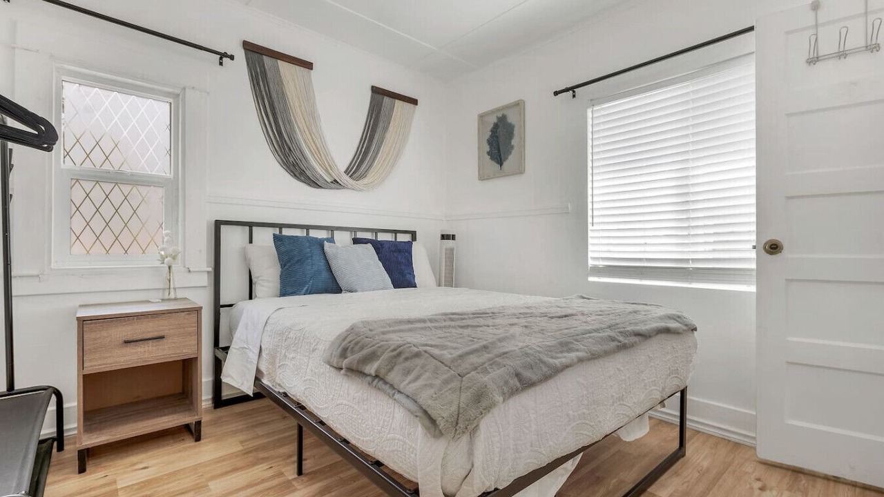 Photo of Bedroom in Downtown Riverside