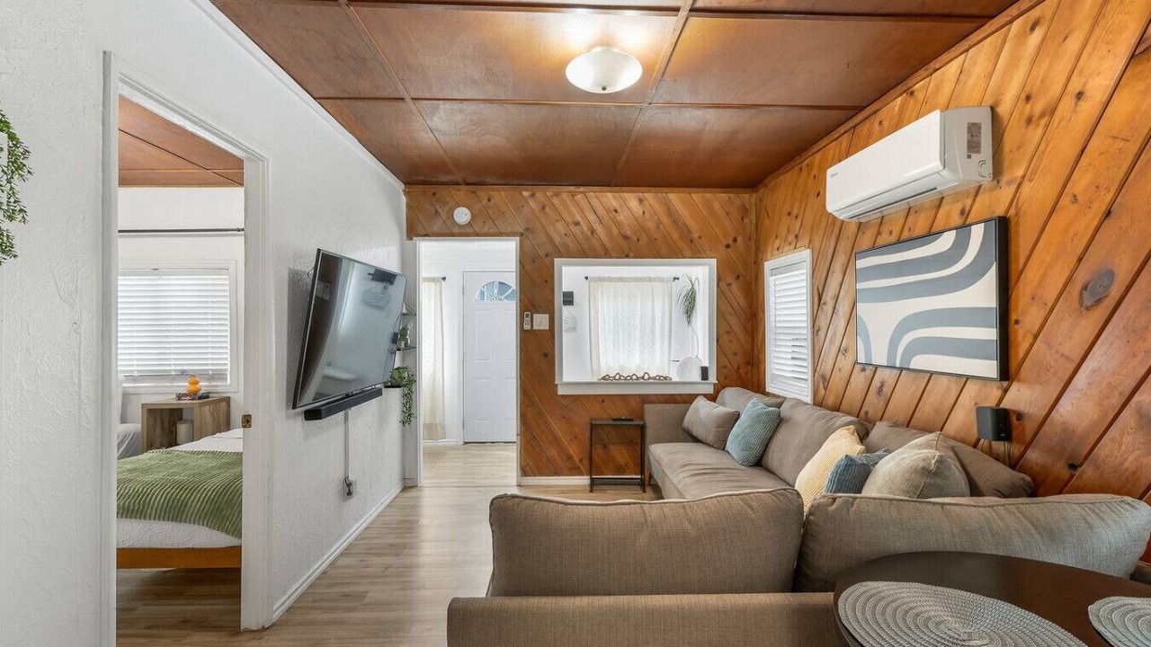 Photo of Livingroom in Downtown Riverside
