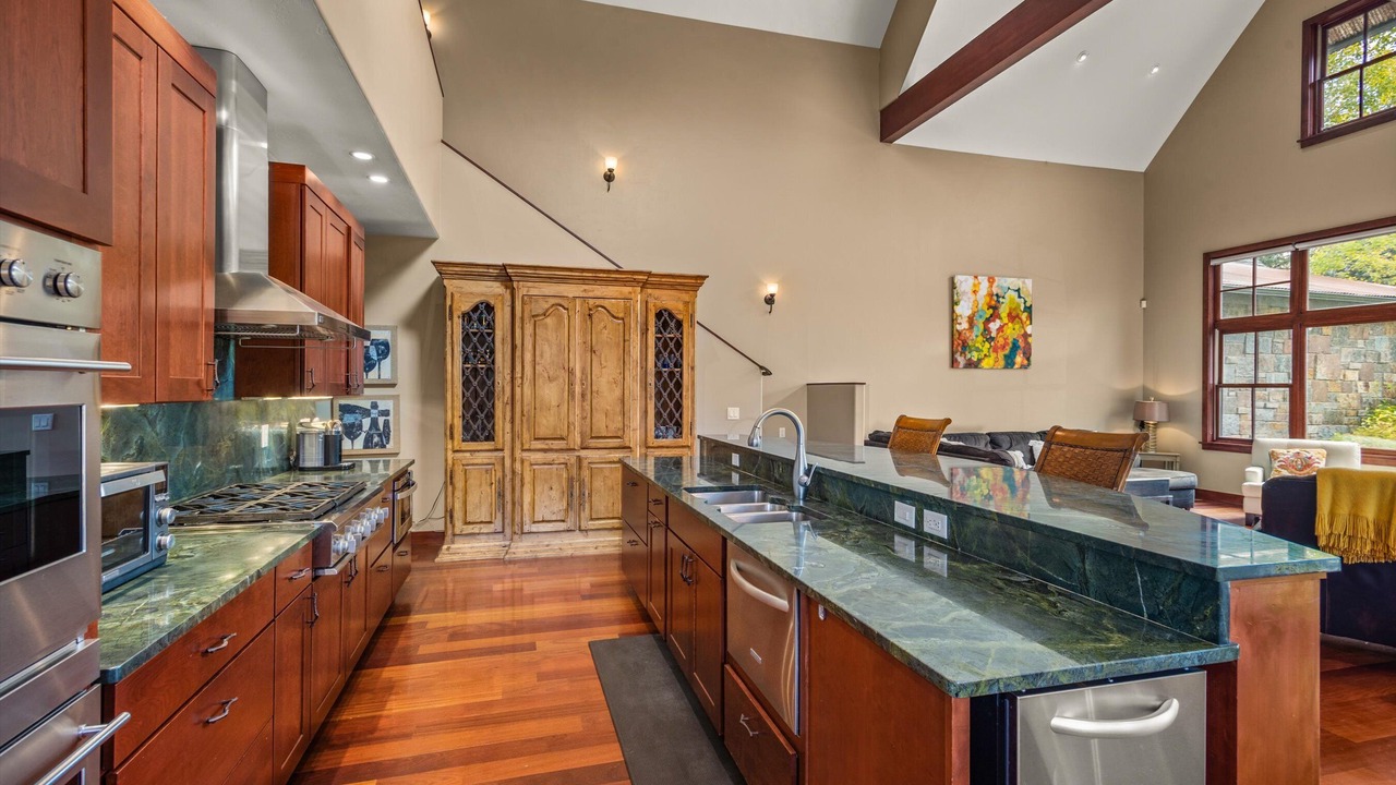Photo of Kitchen in Aspen Glen