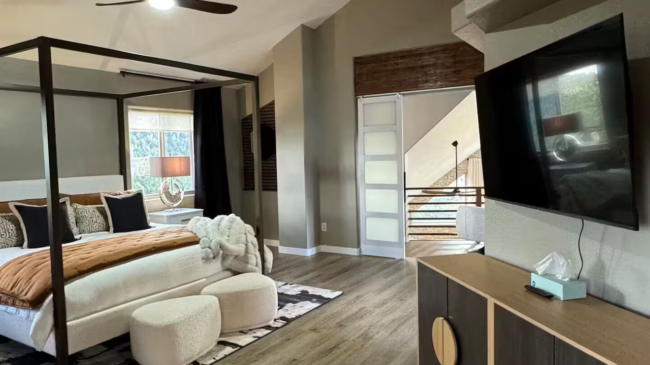 Photo of Bedroom in Florissant
