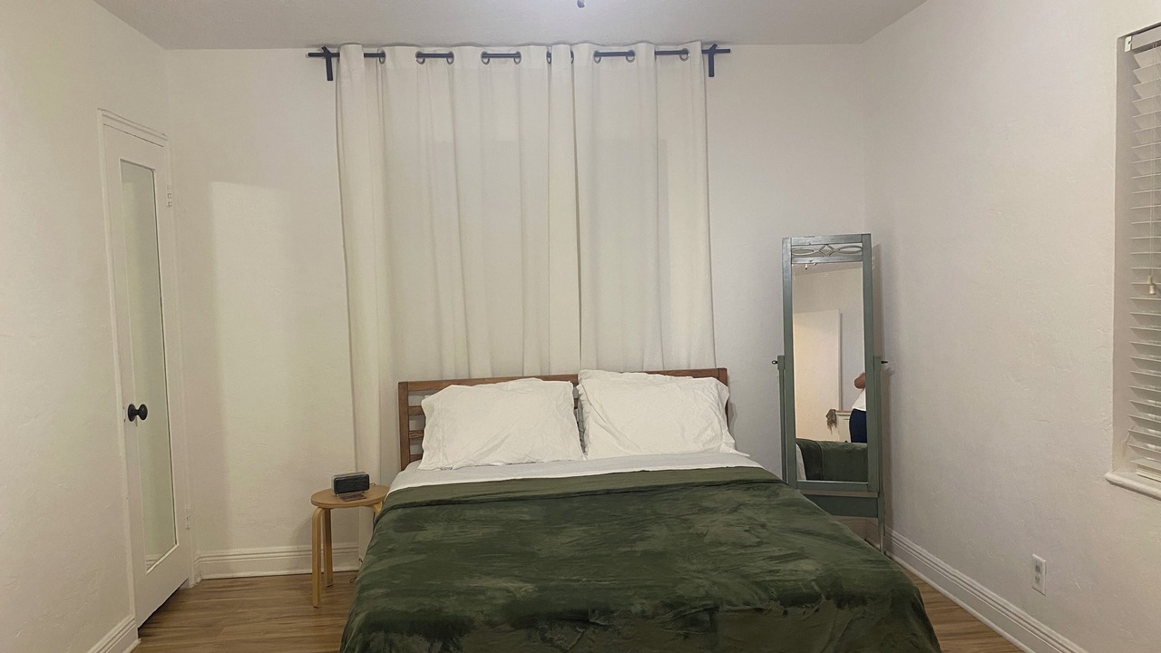 Photo of Bedroom in South Lake