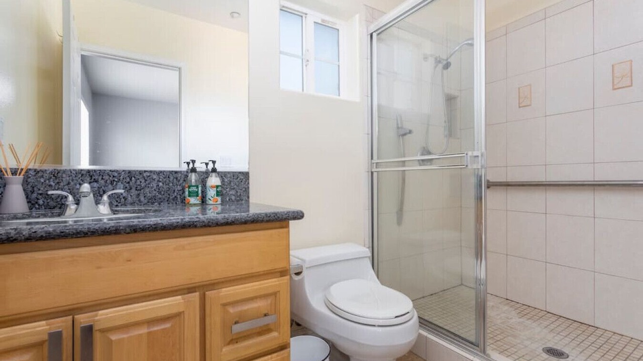 Photo of Bathroom in Alhambra