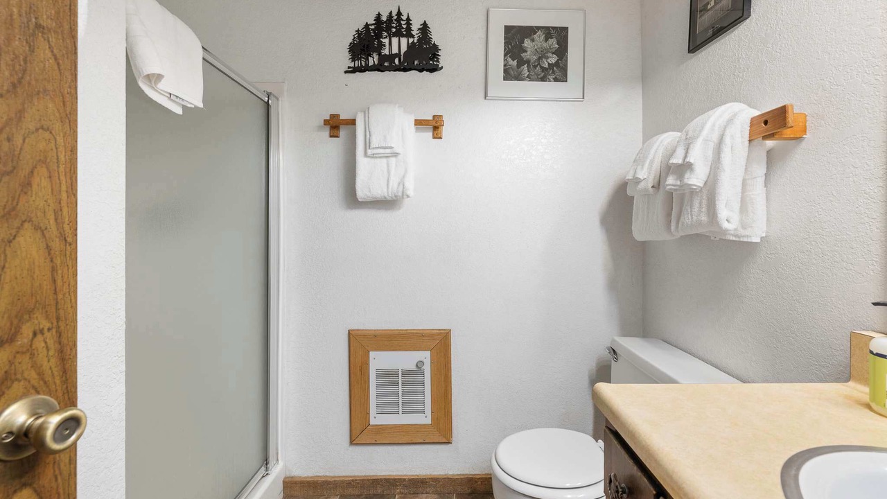 Photo of Bathroom in Shaver Lake