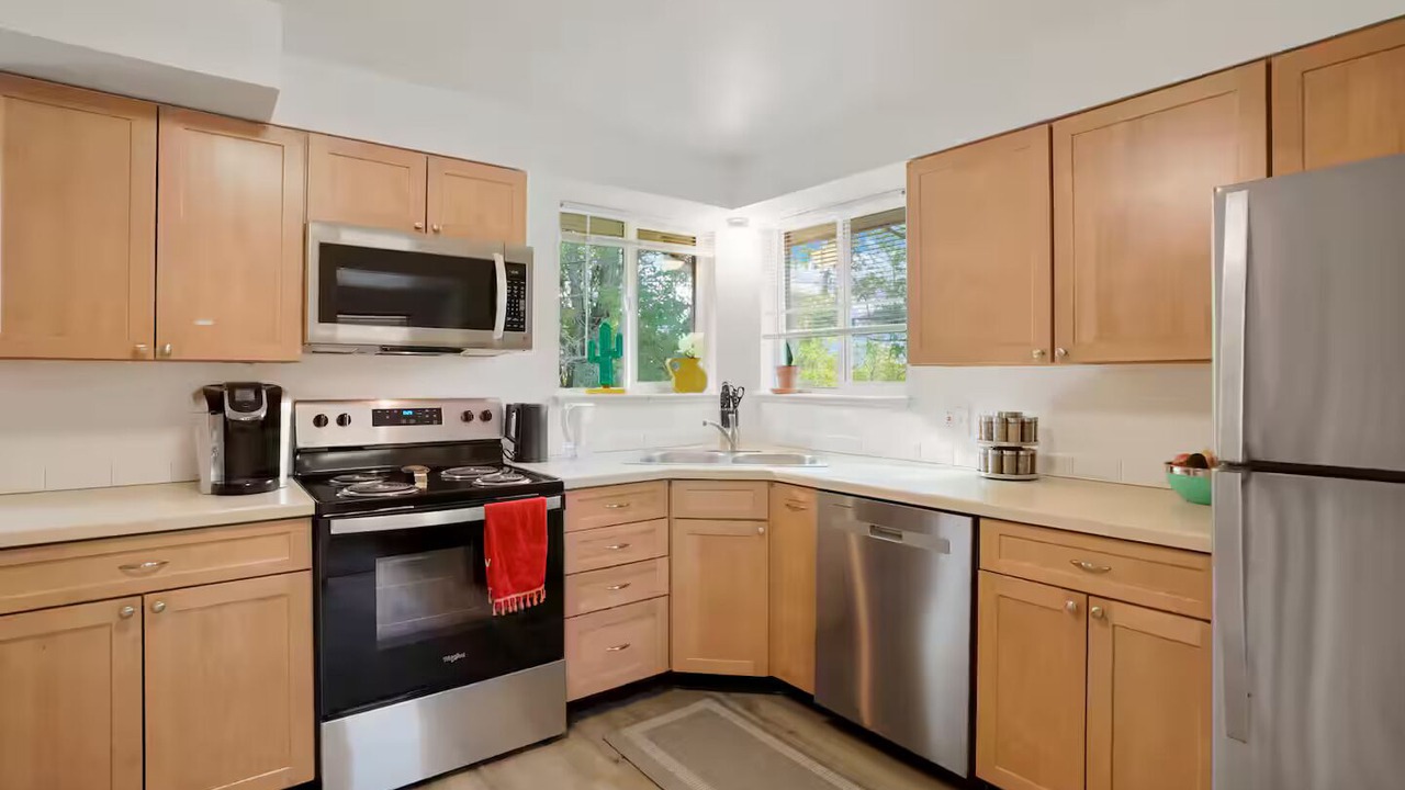 Photo of Kitchen in Arvada Plaza Area