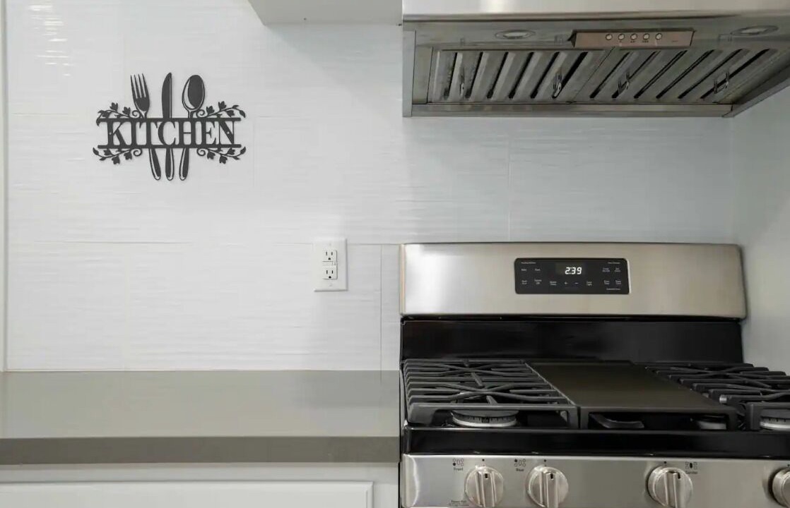 Photo of Kitchen in Midway City