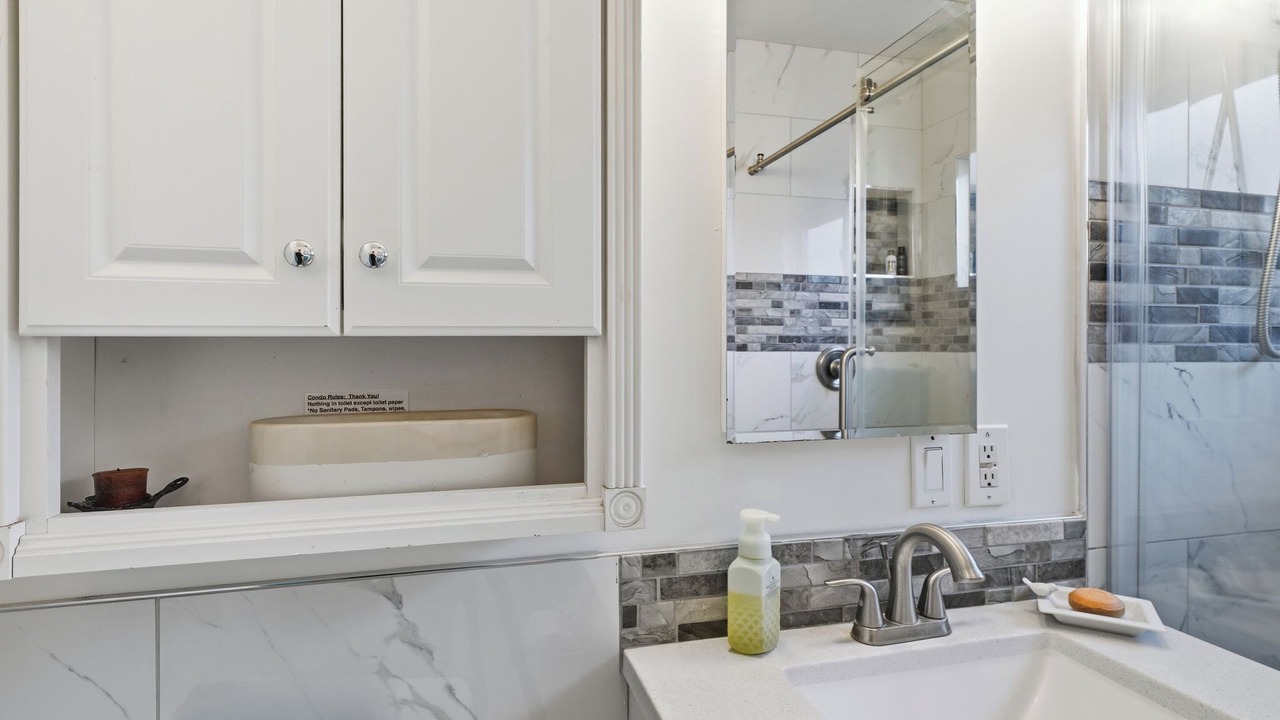 Photo of Bathroom in Carpinteria