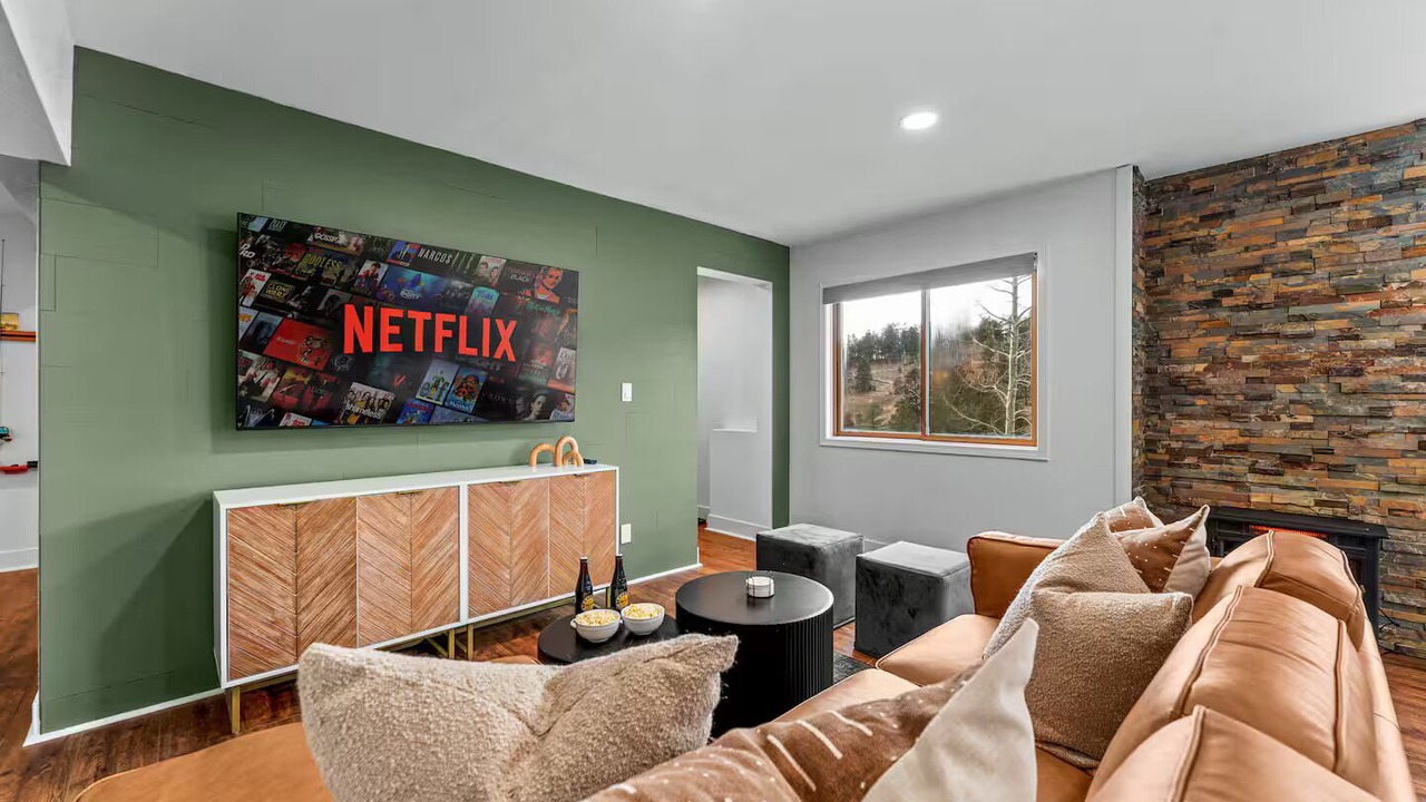 Photo of Livingroom in Black Hawk