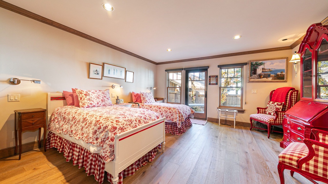 Photo of Bedroom in Tahoma
