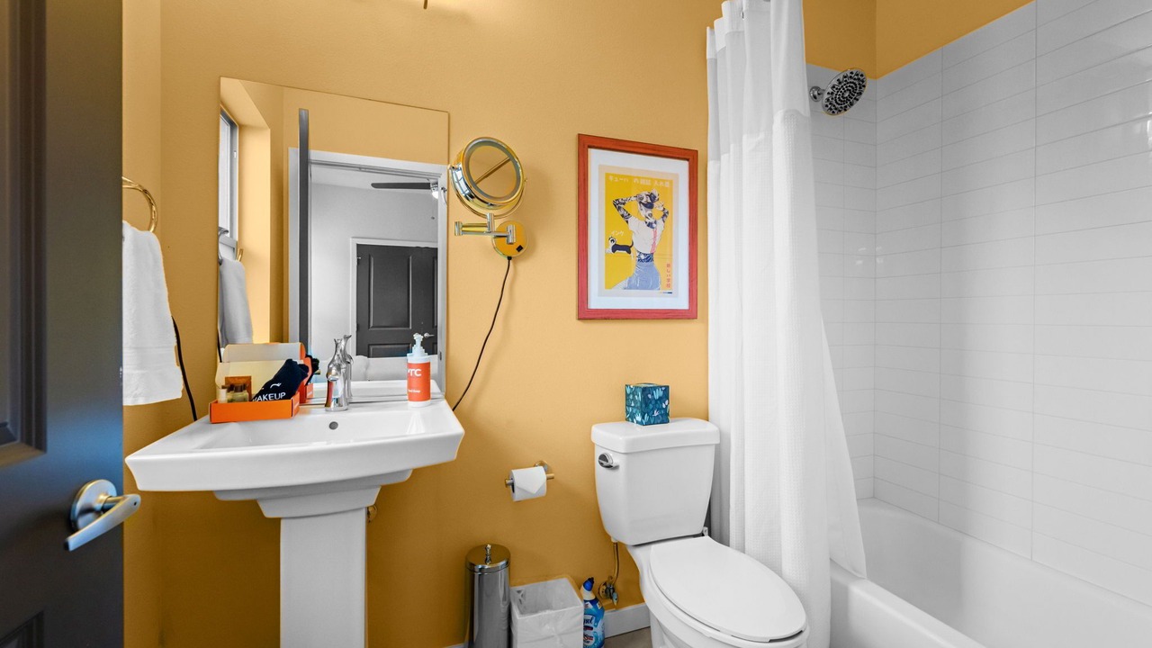 Photo of Bathroom in City Park West