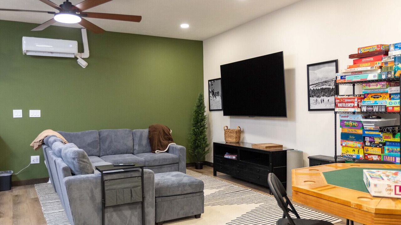 Photo of Bedroom in Black Hawk