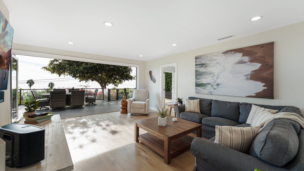 Photo of Livingroom in Santa Barbara