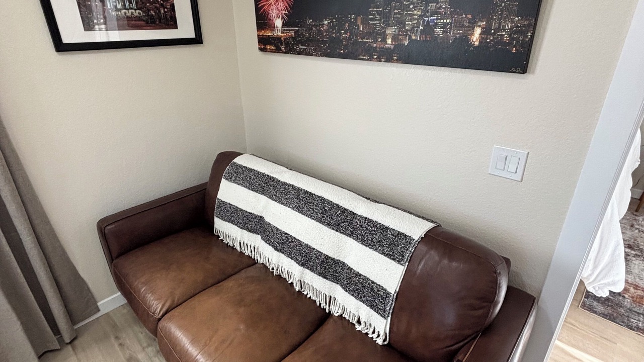 Photo of Livingroom in Lincoln Park