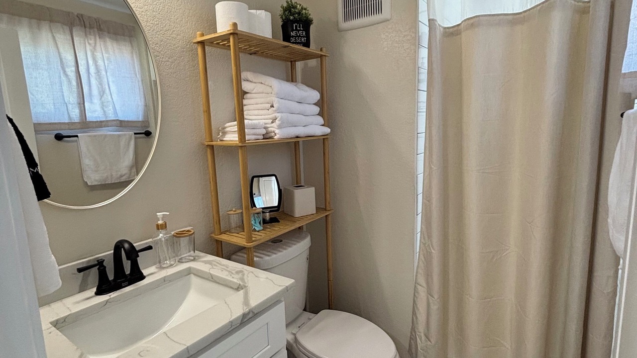 Photo of Bathroom in Lincoln Park