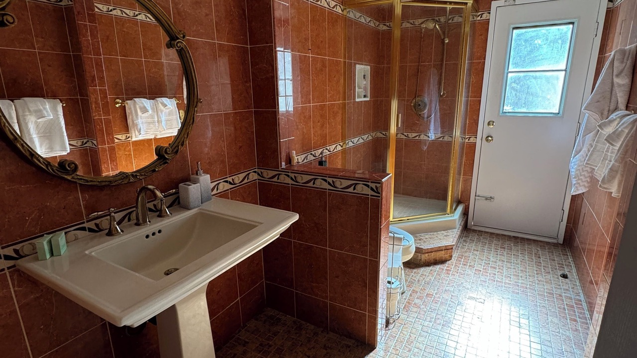 Photo of Bathroom in Moreno Valley