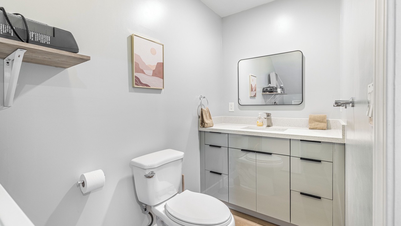 Photo of Bathroom in South San Gabriel