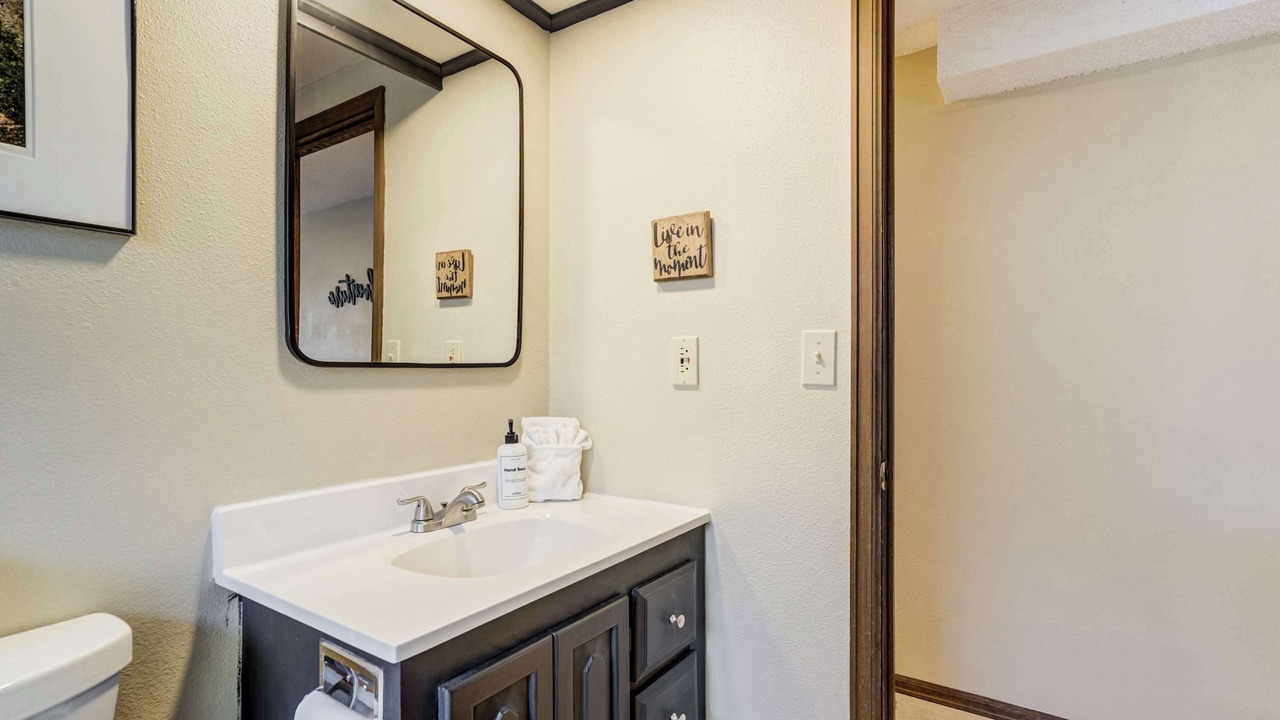 Photo of Bathroom in Cheyenne Meadows