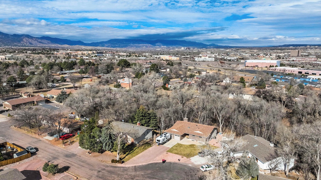Photo of Others in Cheyenne Meadows