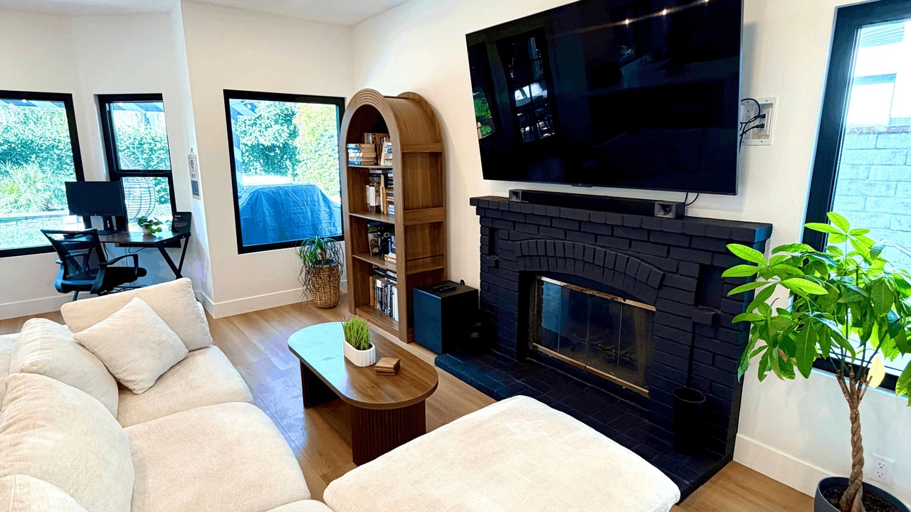 Photo of Livingroom in Santa Clarita