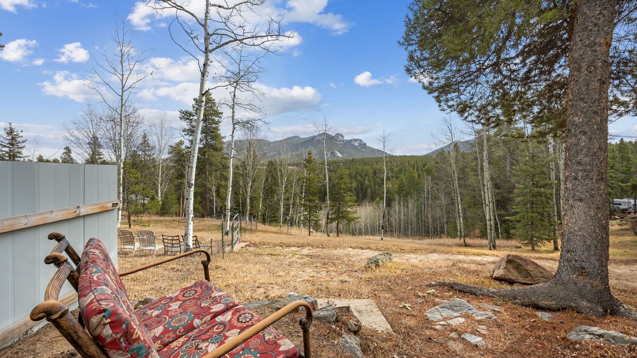 Photo of Outdoor in Black Hawk