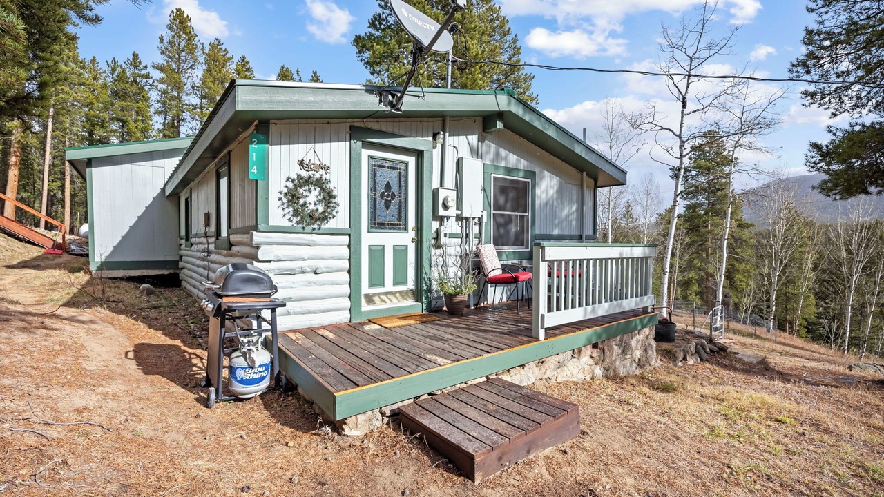 Photo of Outdoor in Black Hawk