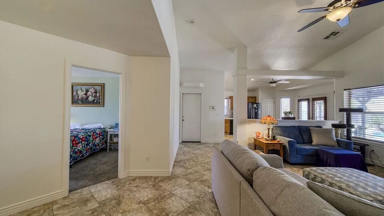 Photo of Livingroom in Fort Mohave