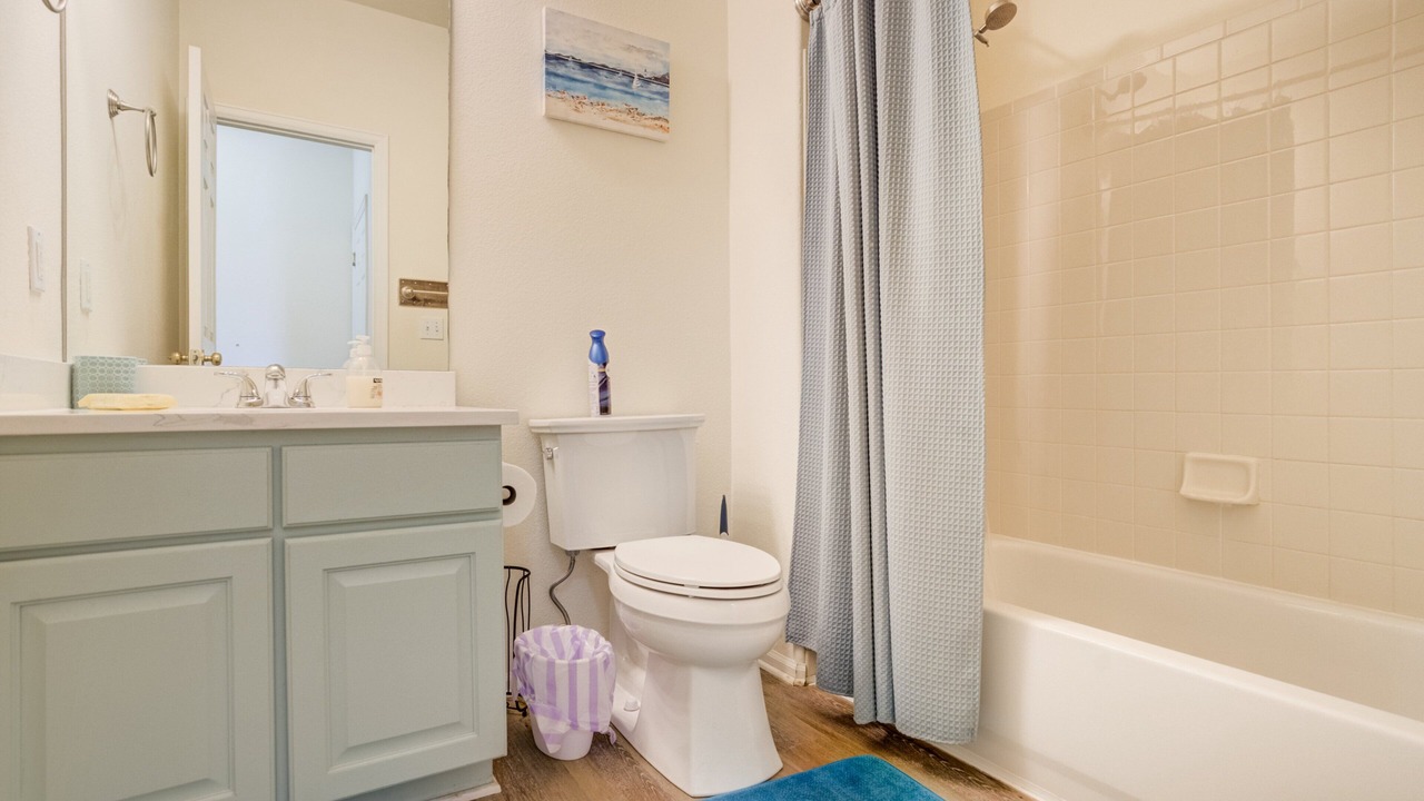Photo of Bathroom in Fountain