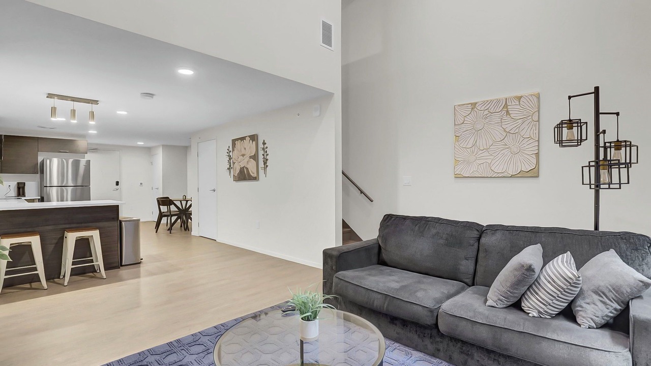 Photo of Livingroom in Gateway District