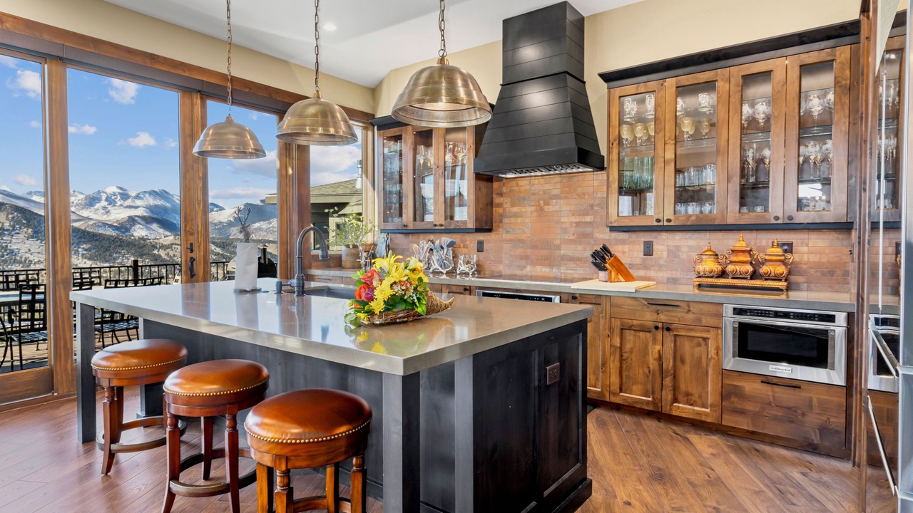 Photo of Kitchen in Windcliff Estates