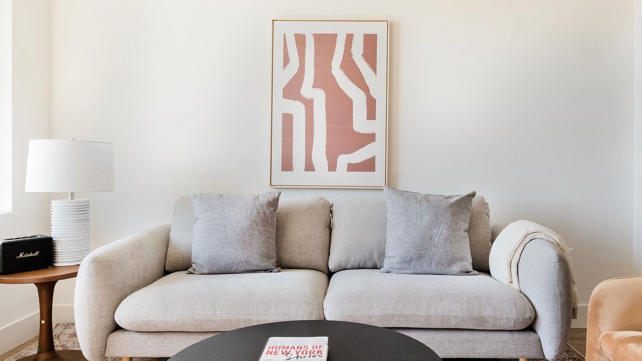 Photo of Livingroom in Fremont