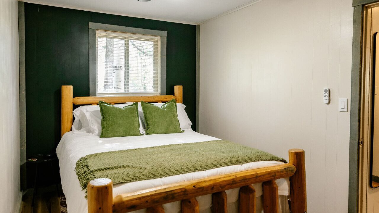 Photo of Bedroom in Rainbow Valley