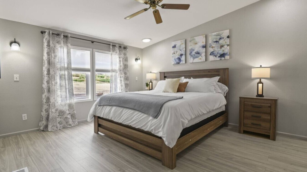 Photo of Bedroom in Divide