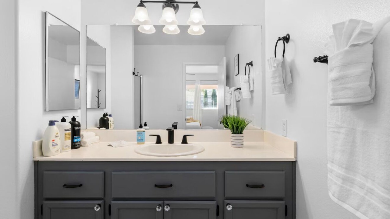 Photo of Bathroom in North Las Vegas