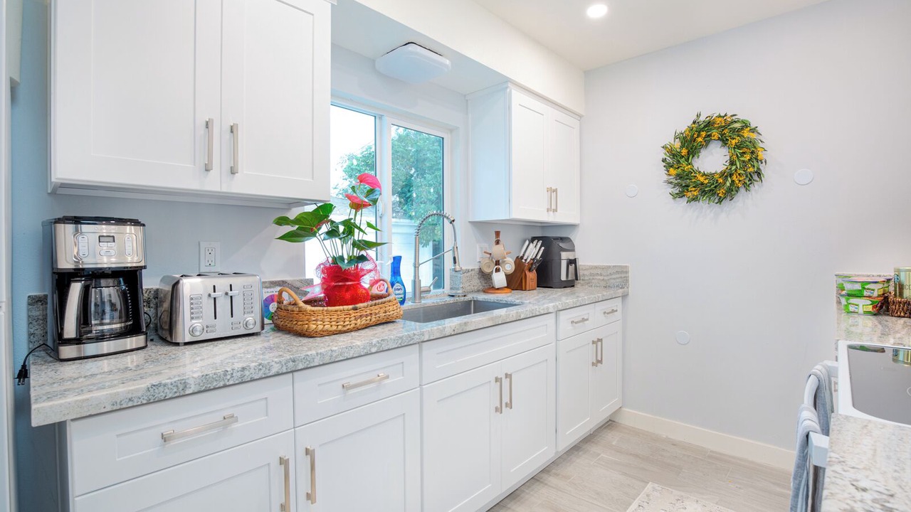 Photo of Kitchen in Midway City