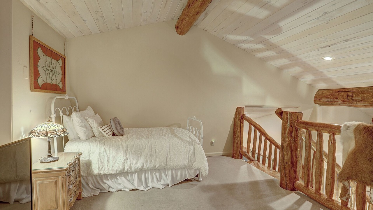 Photo of Bedroom in Baldy Mountain