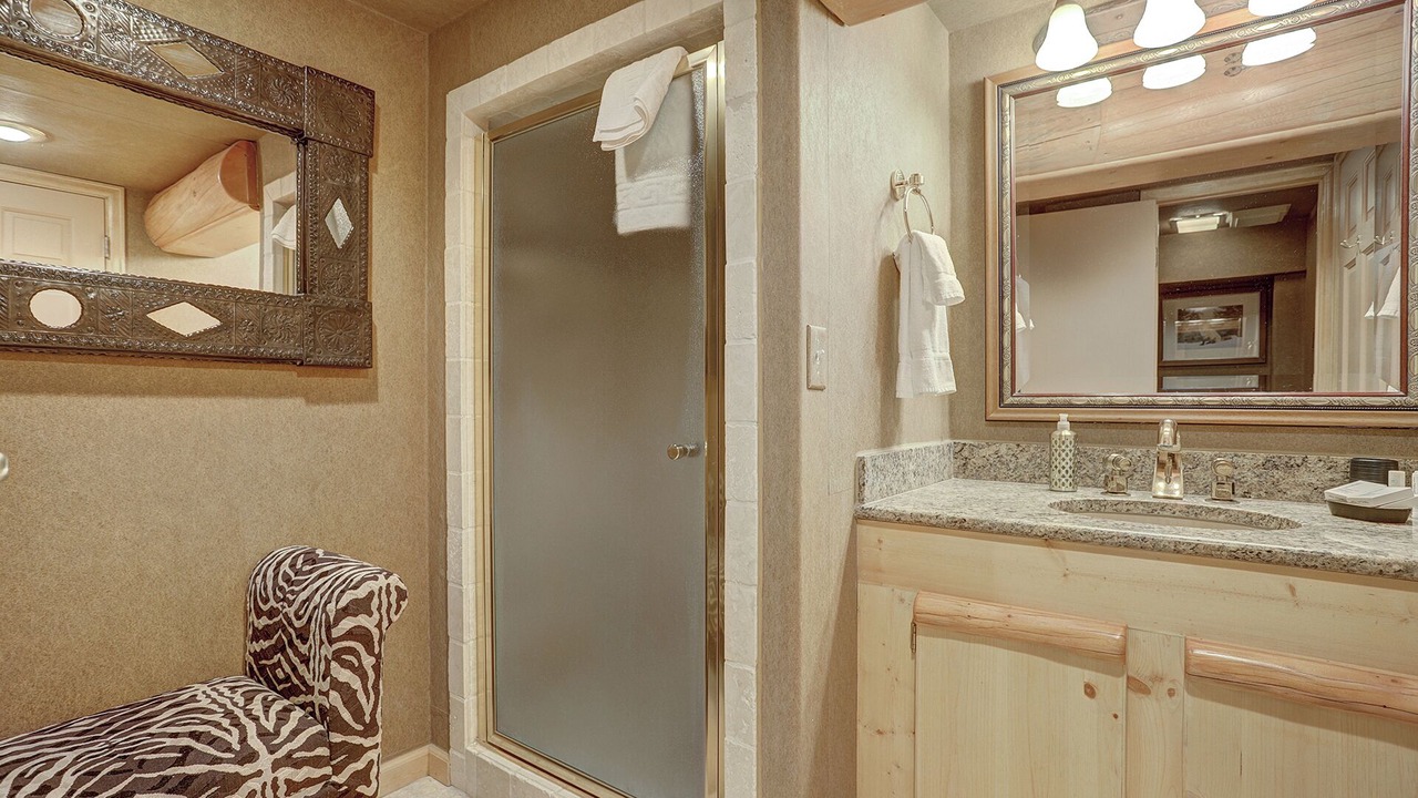 Photo of Bathroom in Baldy Mountain