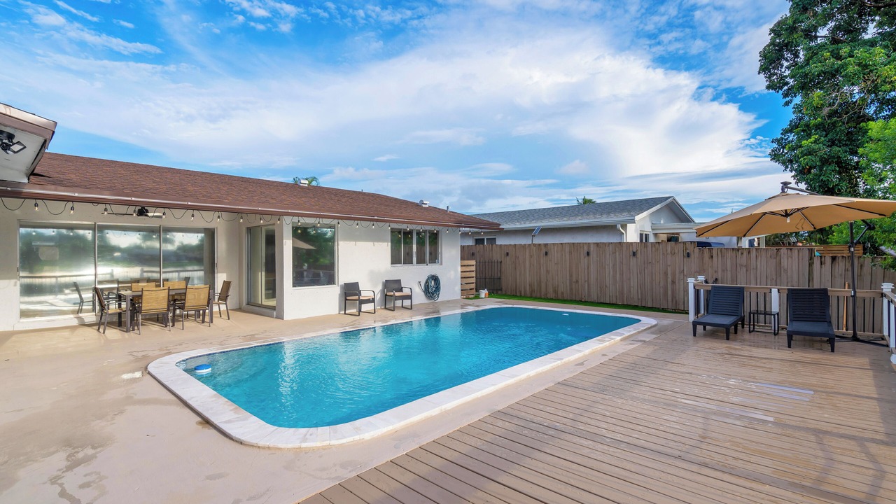 Photo of Outdoor in Pembroke Pines