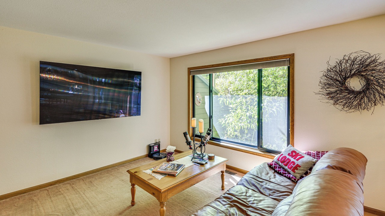 Photo of Livingroom in Eagle-Vail