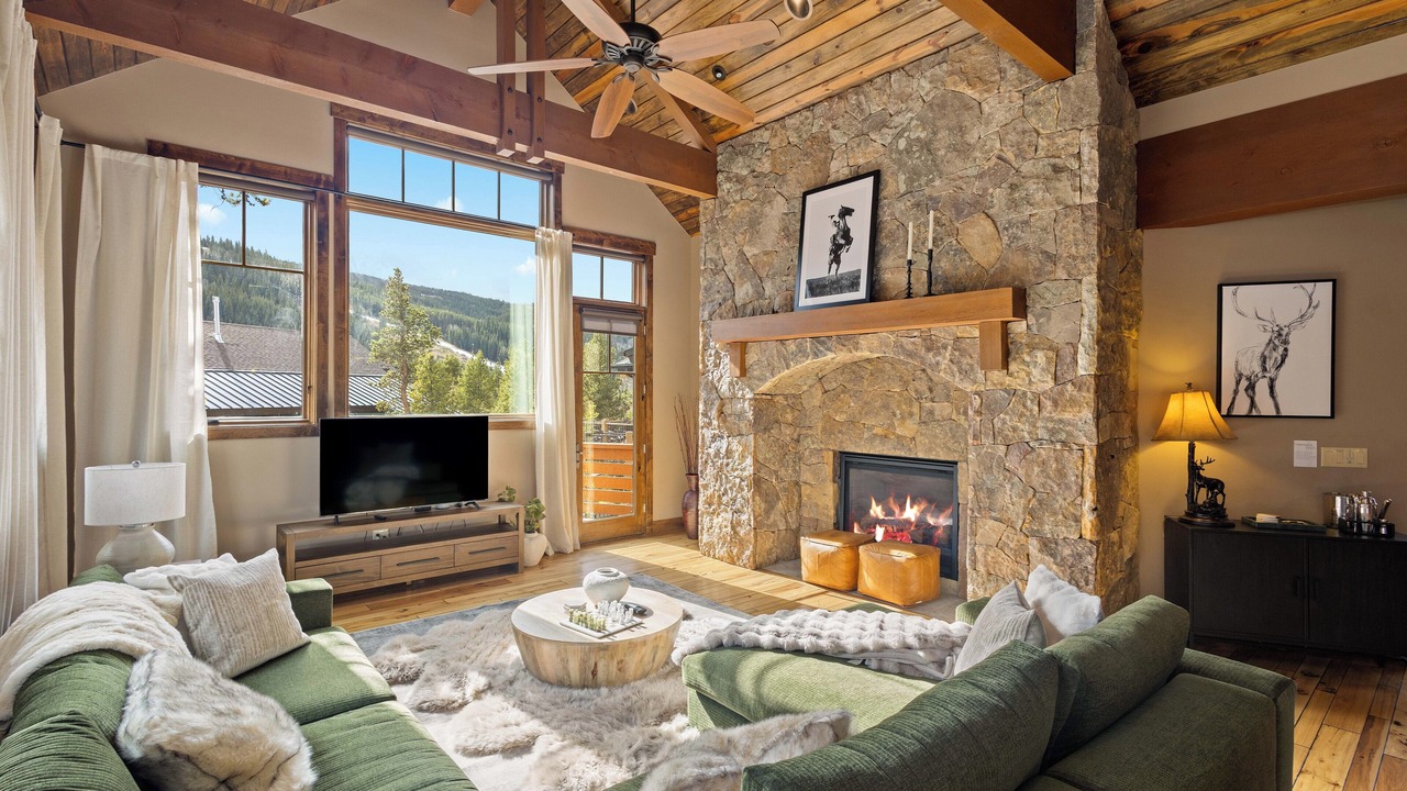 Photo of Livingroom in Keystone