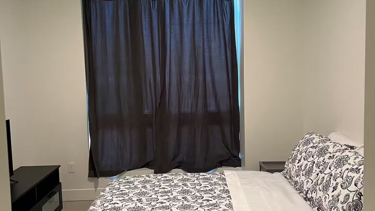 Photo of Bedroom in Jefferson Park