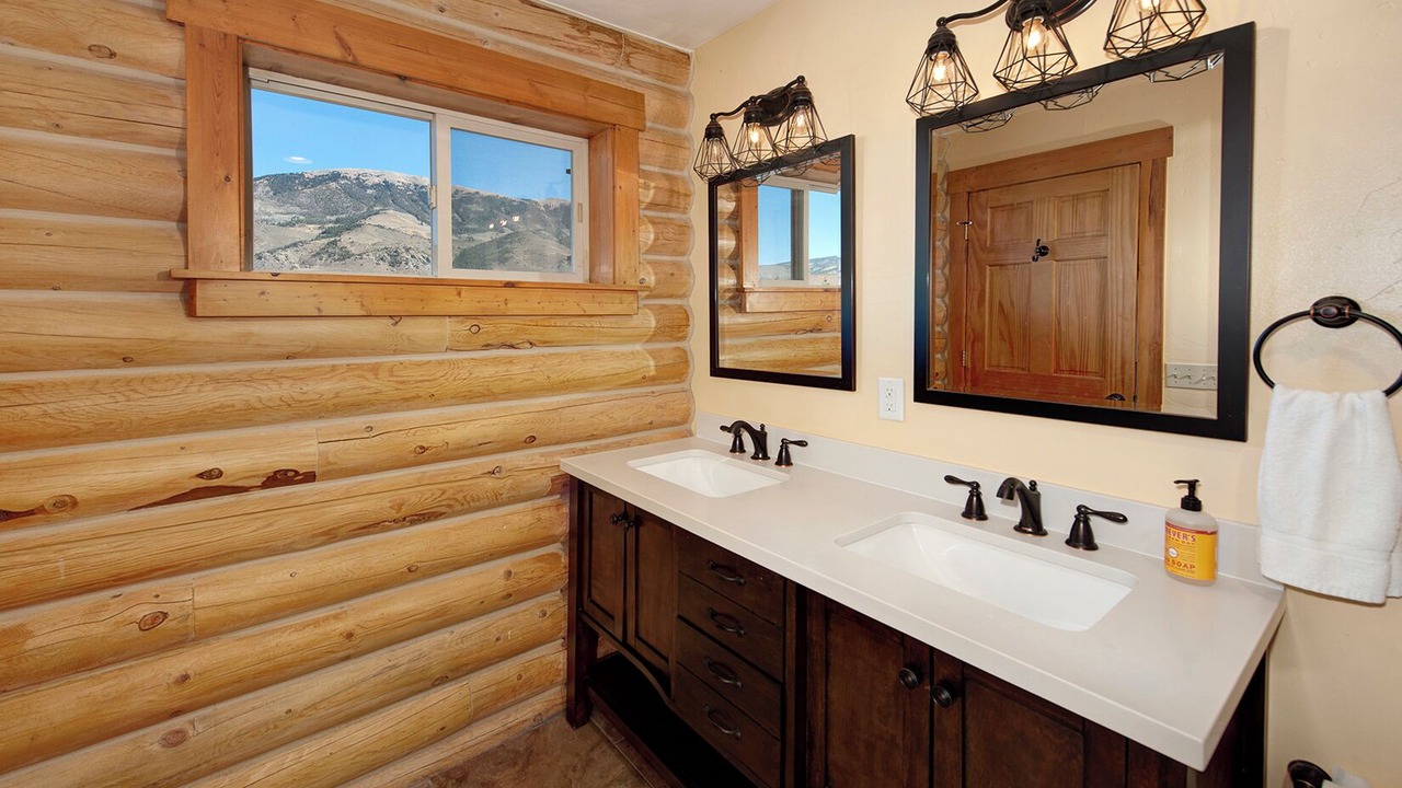 Photo of Bathroom in Silverthorne