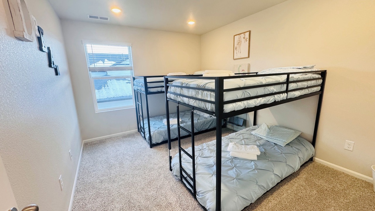 Photo of Bedroom in Aurora