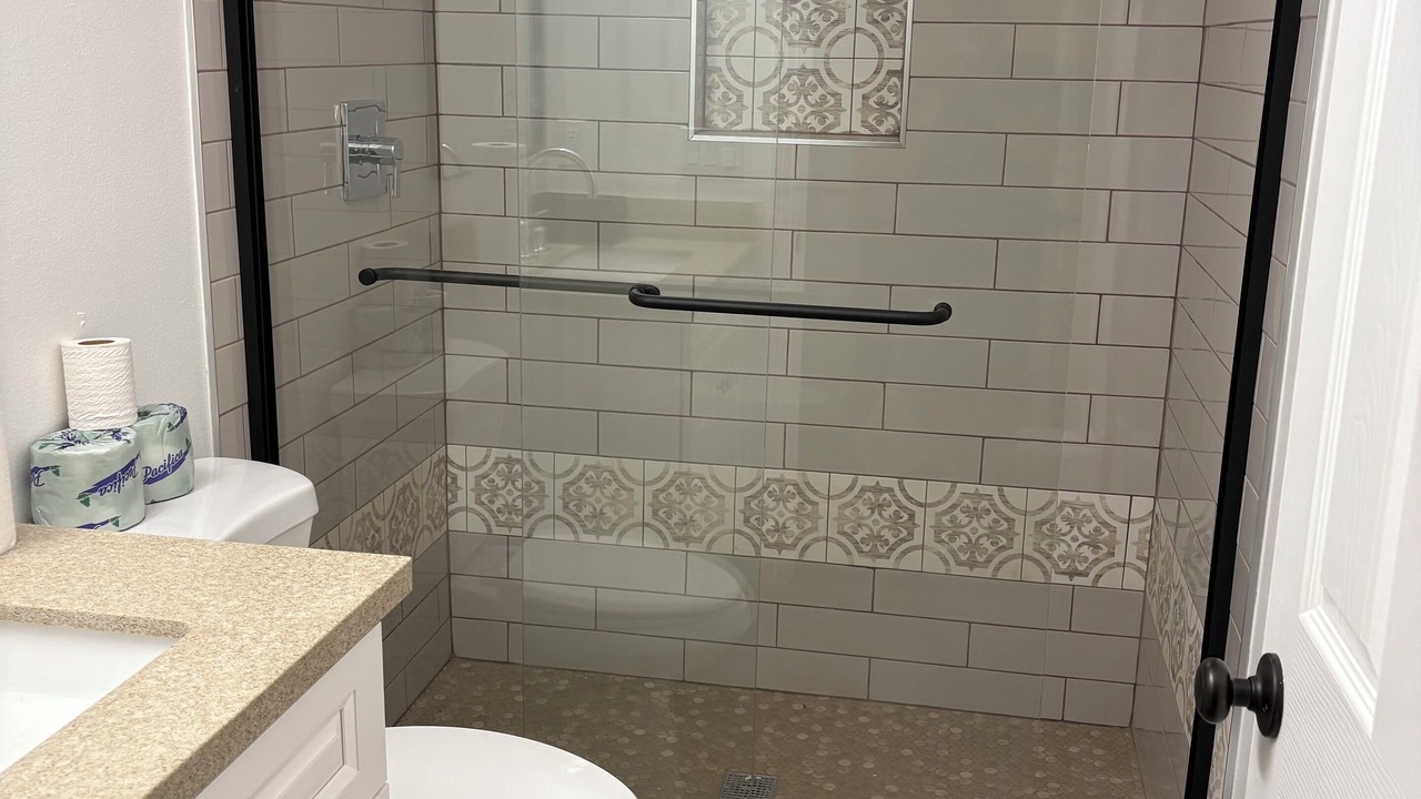 Photo of Bathroom in Oxnard