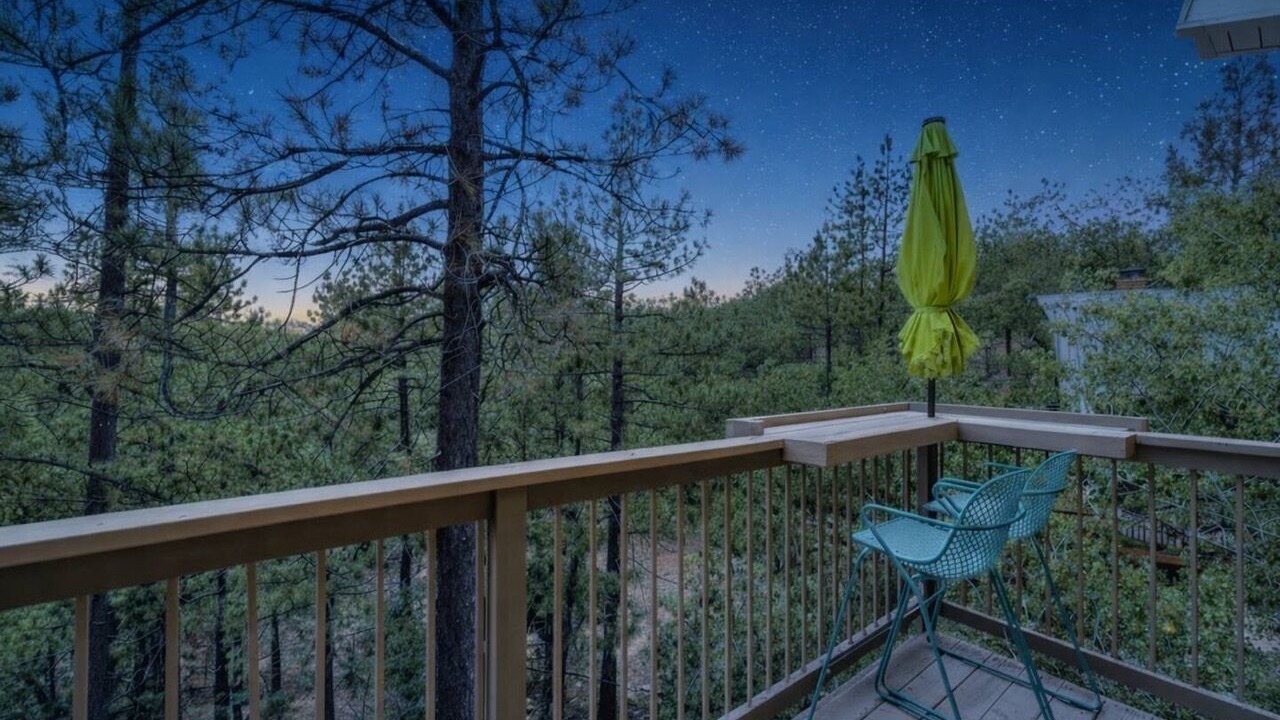 Photo of Patio Balcony in Fawnskin