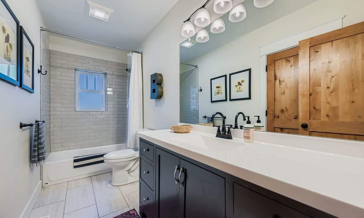 Photo of Bathroom in Longmont