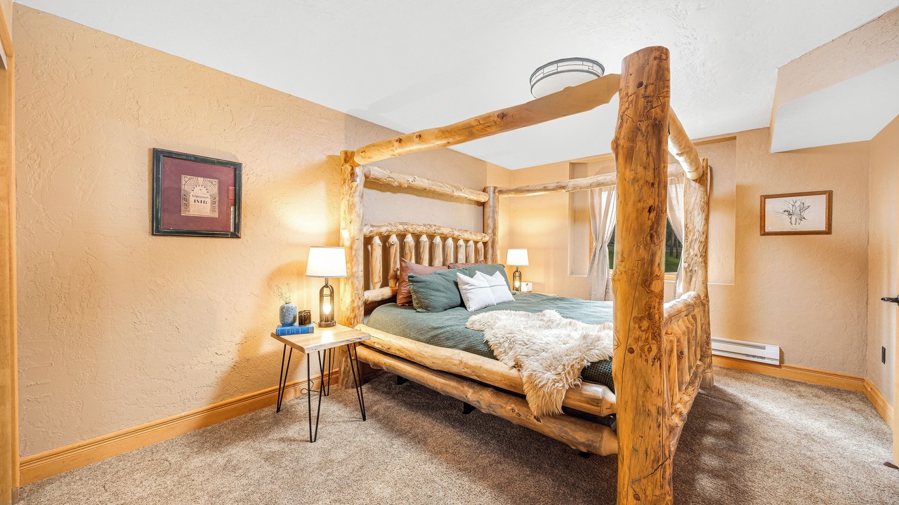 Photo of Bedroom in Colorado Springs